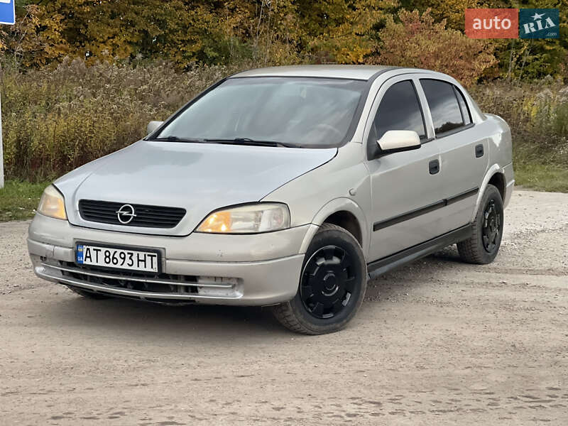 Седан Opel Astra 2007 в Кременце
