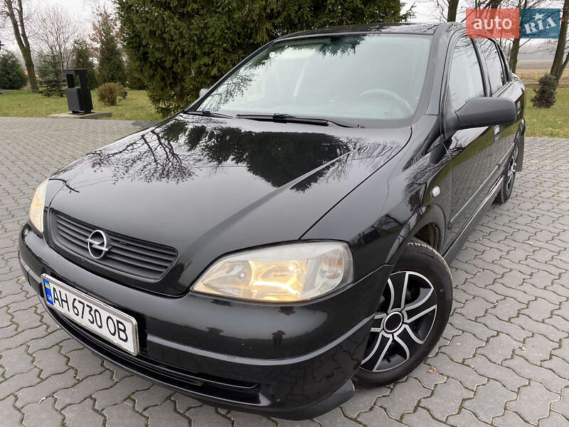 Седан Opel Astra 2007 в Івано-Франківську