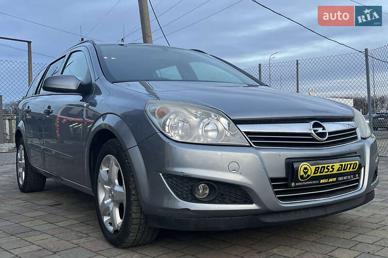 Универсал Opel Astra 2008 в Стрые