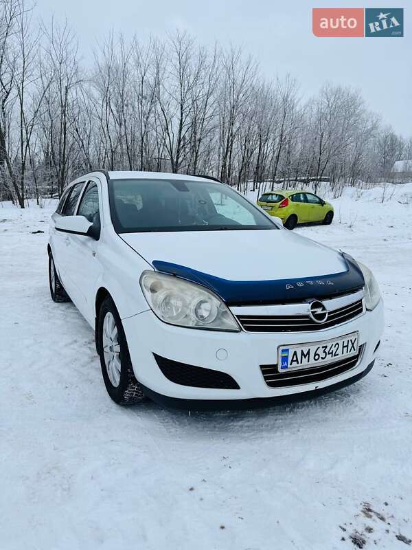 Универсал Opel Astra 2008 в Житомире Универсал Opel Astra 2008 в Житомире