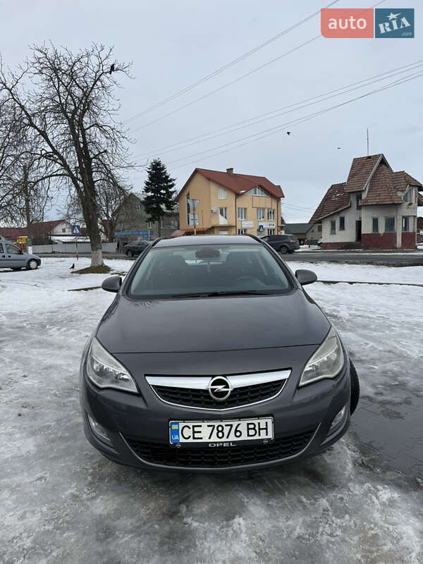 Универсал Opel Astra 2011 в Снятине Универсал Opel Astra 2011 в Снятине