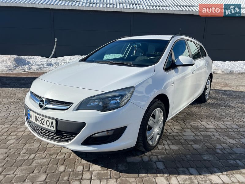 Универсал Opel Astra 2015 в Житомире