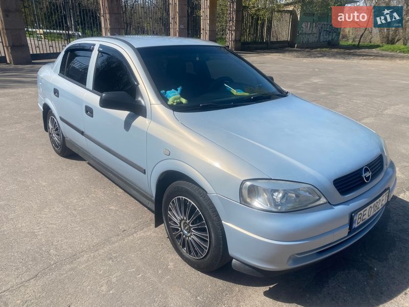 Седан Opel Astra 2004 в Николаеве Седан Opel Astra 2004 в Николаеве