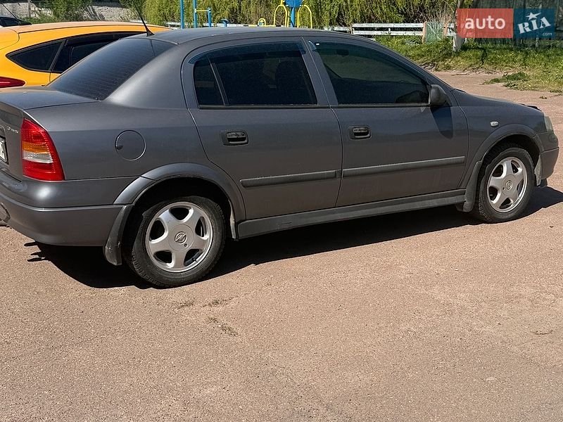 Седан Opel Astra 2007 в Овручі