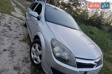 Универсал Opel Astra 2005 в Талалаевке