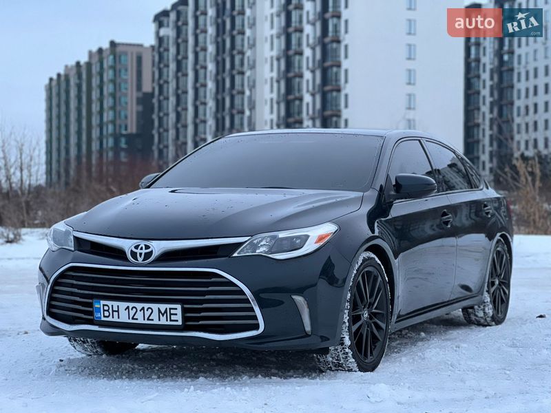 Седан Toyota Avalon 2016 в Киеве