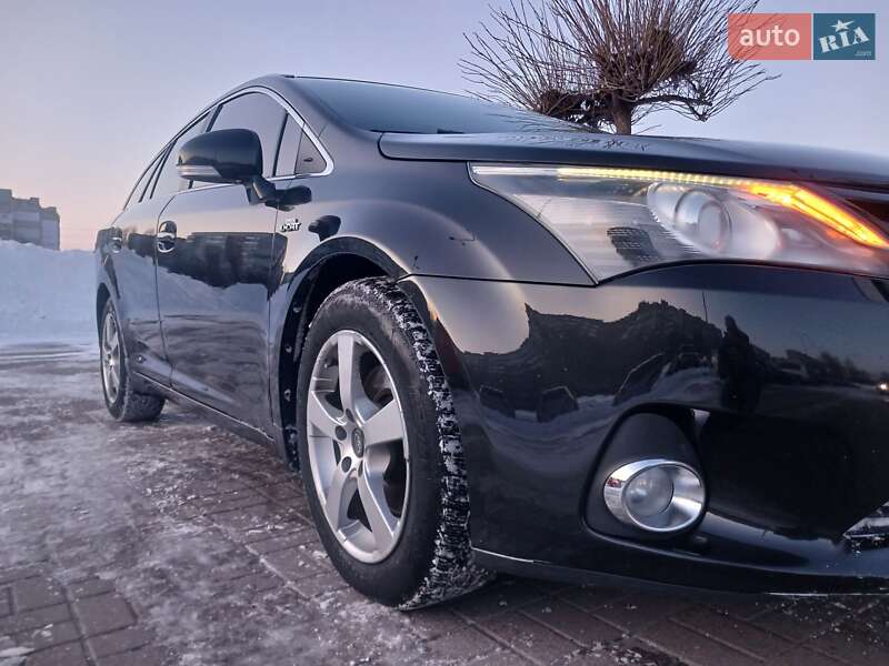 Универсал Toyota Avensis 2012 в Черкассах