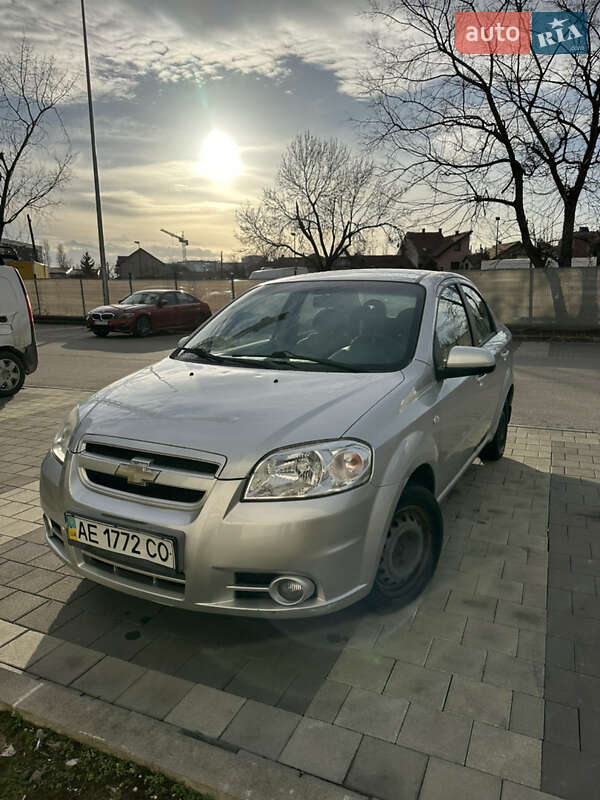 Седан Chevrolet Aveo 2008 в Днепре Седан Chevrolet Aveo 2008 в Днепре