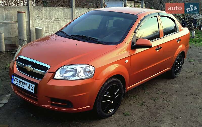 Седан Chevrolet Aveo 2006 в Днепре