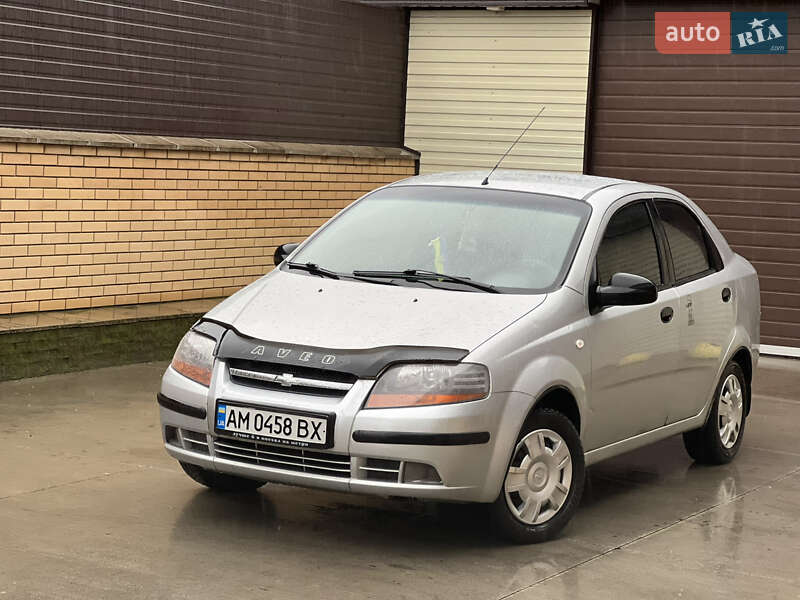 Седан Chevrolet Aveo 2005 в Бердичеве