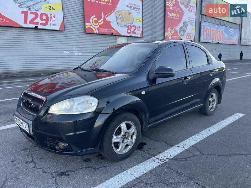 Седан Chevrolet Aveo 2006 в Полтаве