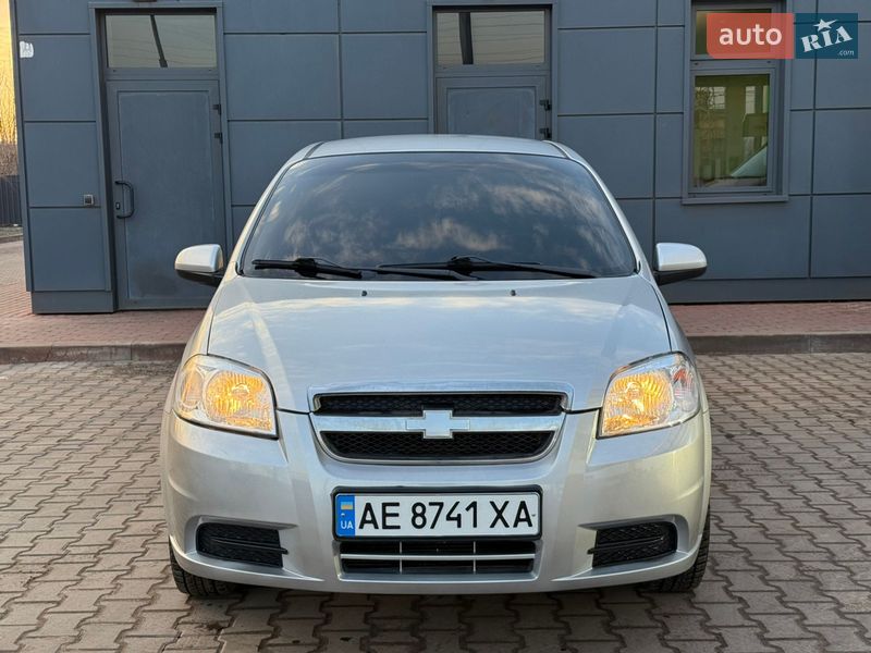 Седан Chevrolet Aveo 2006 в Кривом Роге