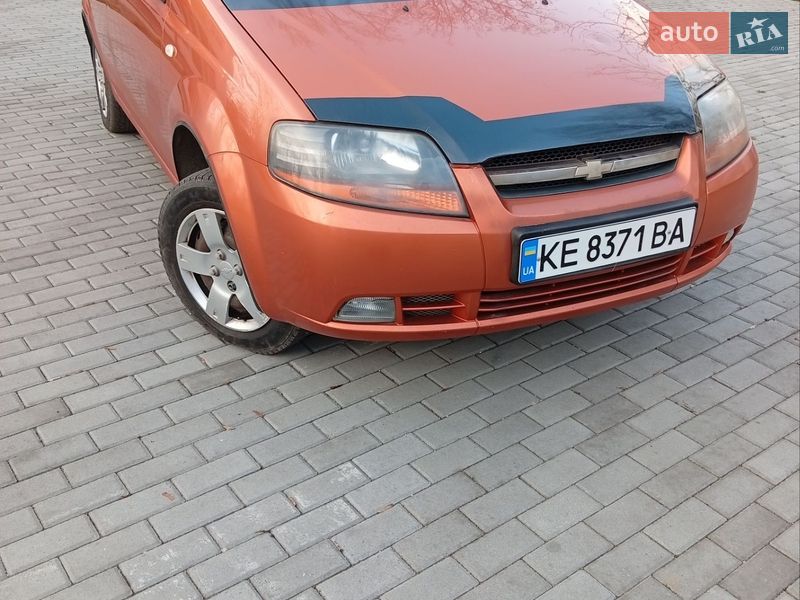 Седан Chevrolet Aveo 2005 в Днепре