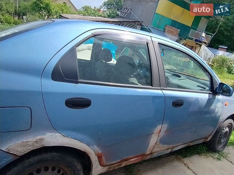 Седан Chevrolet Aveo 2005 в Львове Седан Chevrolet Aveo 2005 в Львове