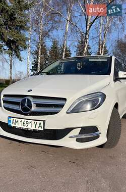 Хэтчбек Mercedes-Benz B-Class 2016 в Житомире