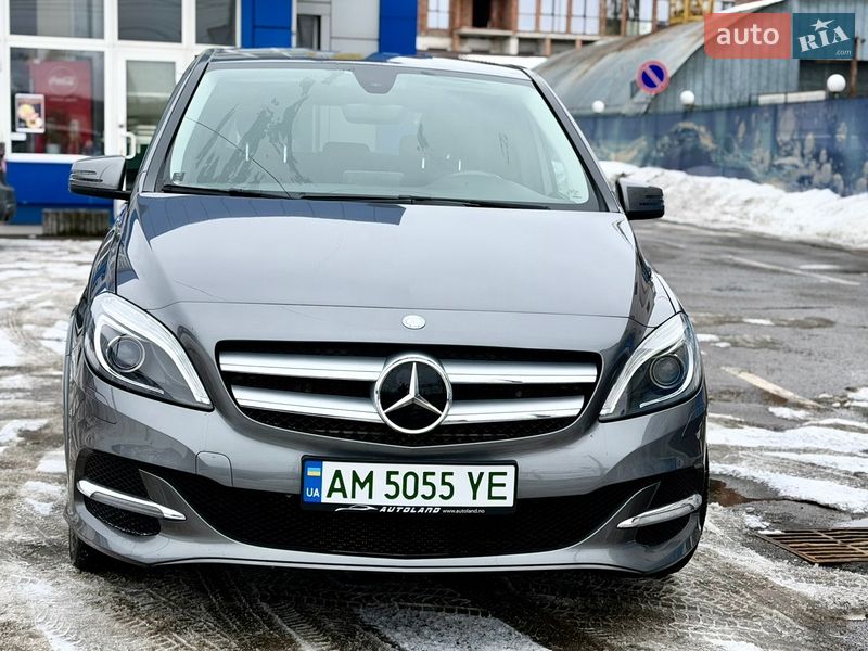 Хэтчбек Mercedes-Benz B-Class 2016 в Житомире Хэтчбек Mercedes-Benz B-Class 2016 в Житомире