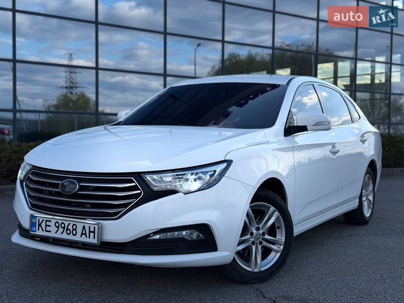 Седан FAW B30 2019 в Днепре