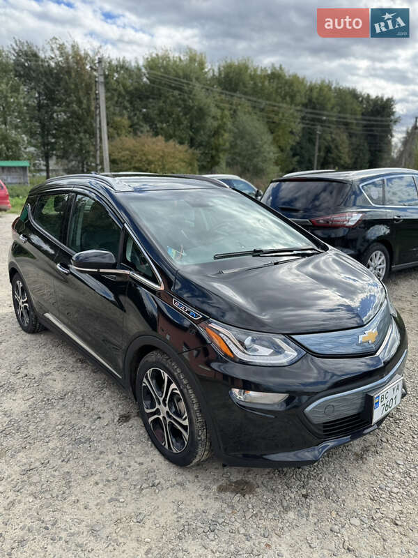 Хэтчбек Chevrolet Bolt EV 2018 в Львове Хэтчбек Chevrolet Bolt EV 2018 в Львове