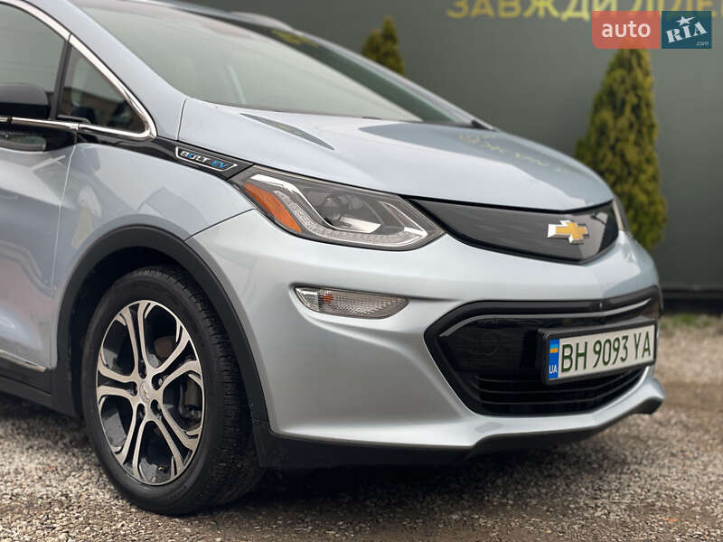 Хэтчбек Chevrolet Bolt EV 2017 в Одессе Хэтчбек Chevrolet Bolt EV 2017 в Одессе