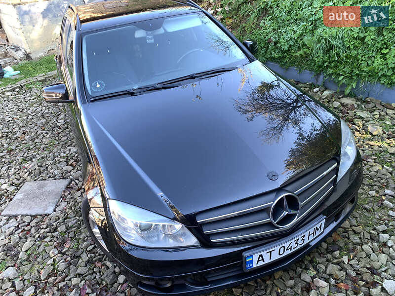 Универсал Mercedes-Benz C-Class 2010 в Долине