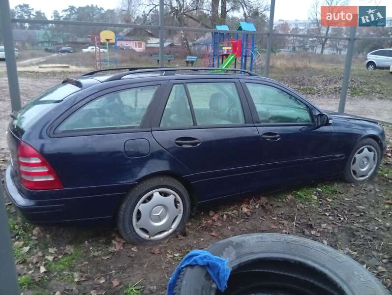 Универсал Mercedes-Benz C-Class 2001 в Десне
