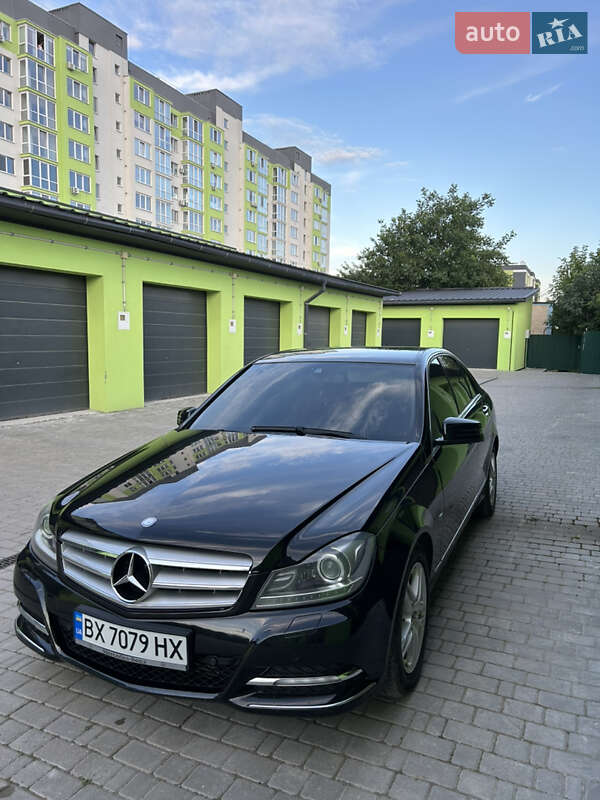 Седан Mercedes-Benz C-Class 2011 в Каменец-Подольском