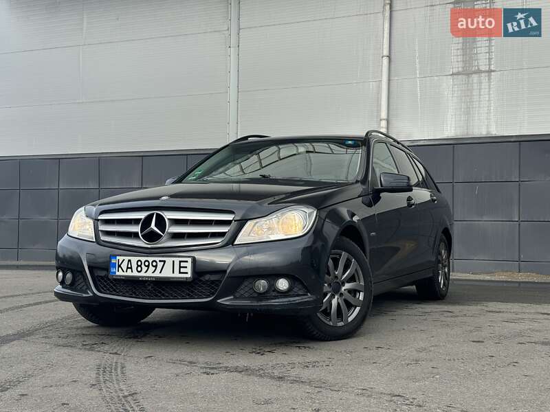 Универсал Mercedes-Benz C-Class 2012 в Одессе