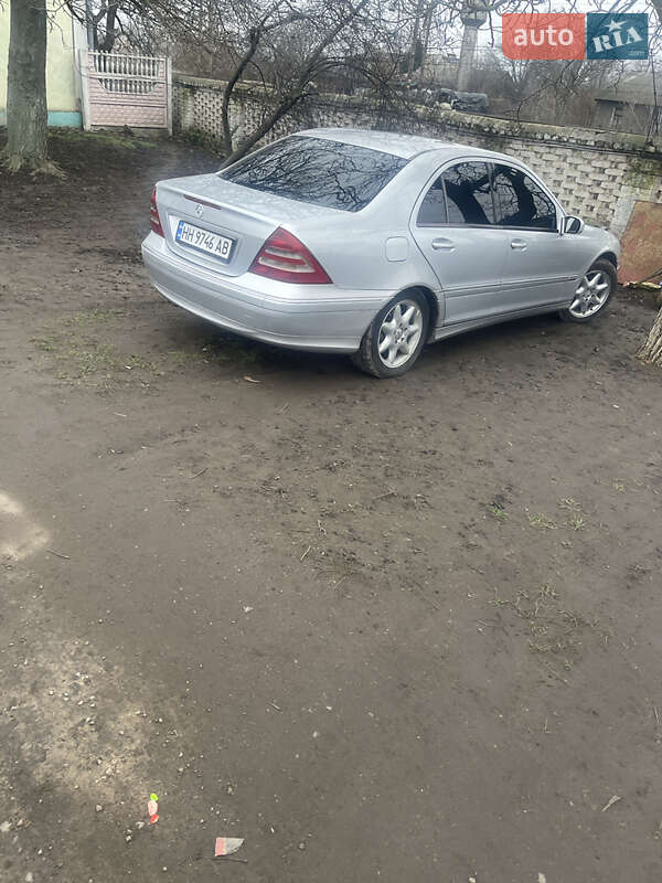 Седан Mercedes-Benz C-Class 2001 в Арцизе