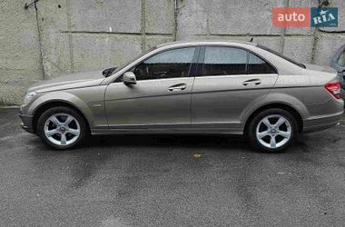 Седан Mercedes-Benz C-Class 2009 в Києві