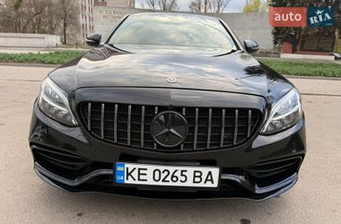 Седан Mercedes-Benz C-Class 2019 в Днепре
