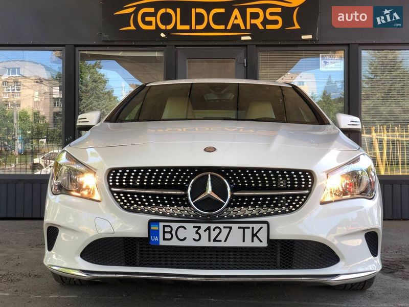 Седан Mercedes-Benz C-Class 2015 в Львове Седан Mercedes-Benz C-Class 2015 в Львове