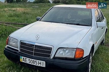 Седан Mercedes-Benz C-Class 1994 в Павлограді