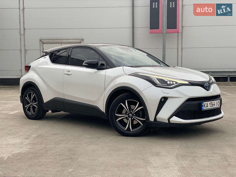 Внедорожник / Кроссовер Toyota C-HR 2022 в Киеве