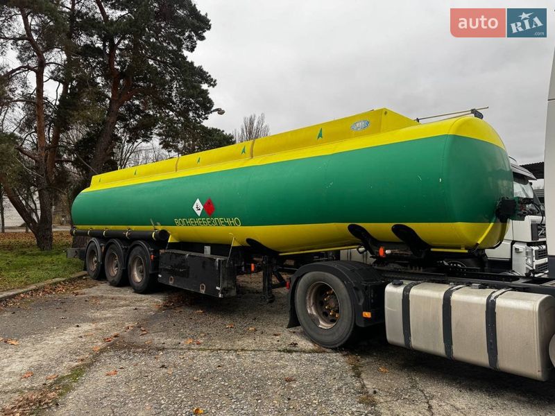 Цистерна полуприцеп Indox C438 2002 в Киеве