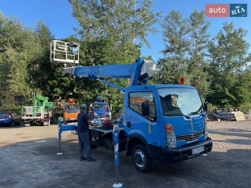 Автовышка Nissan Cabstar 2012 в Черновцах