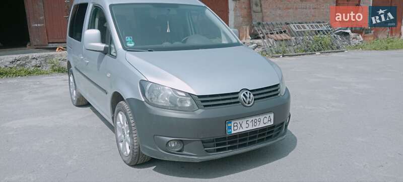 Мінівен Volkswagen Caddy 2011 в Шепетівці Мінівен Volkswagen Caddy 2011 в Шепетівці