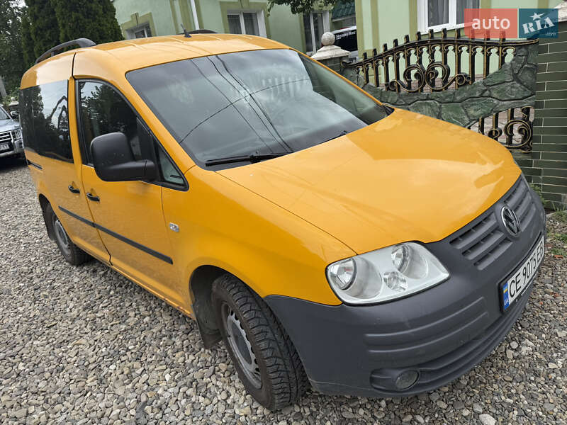 Мінівен Volkswagen Caddy 2006 в Чернівцях Мінівен Volkswagen Caddy 2006 в Чернівцях
