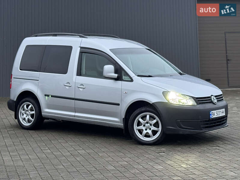 Мінівен Volkswagen Caddy 2013 в Сарнах Мінівен Volkswagen Caddy 2013 в Сарнах