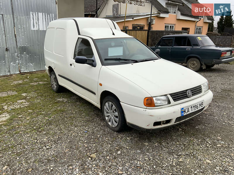 Грузовой фургон Volkswagen Caddy 2002 в Хусте Грузовой фургон Volkswagen Caddy 2002 в Хусте
