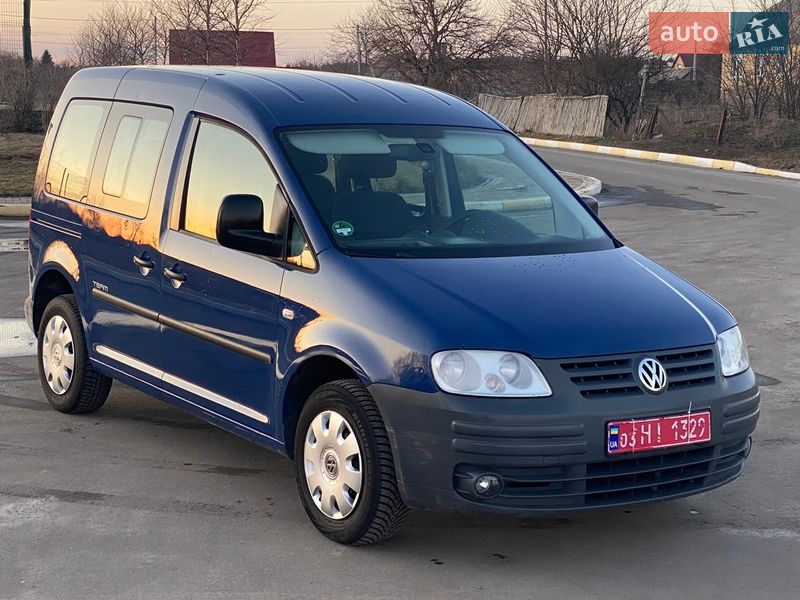 Минивэн Volkswagen Caddy 2010 в Ирпене