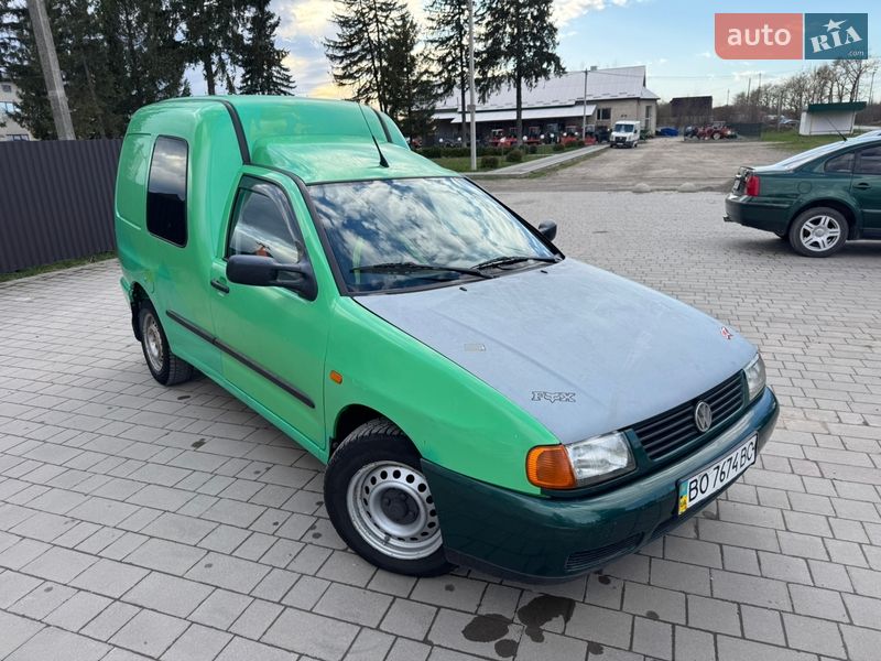 Грузопассажирский фургон Volkswagen Caddy 2003 в Бучаче