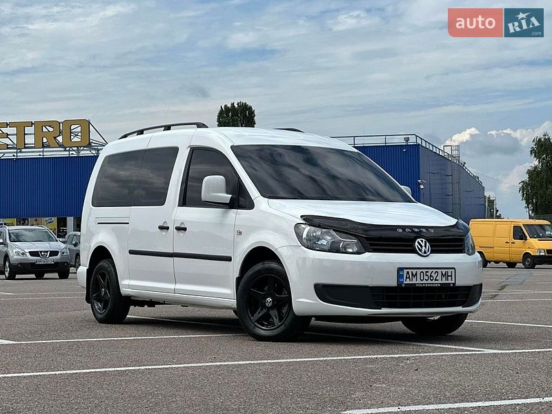 Минивэн Volkswagen Caddy 2011 в Житомире
