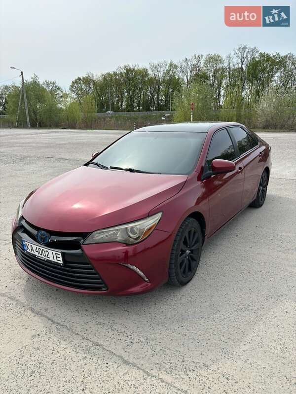 Седан Toyota Camry 2016 в Броварах