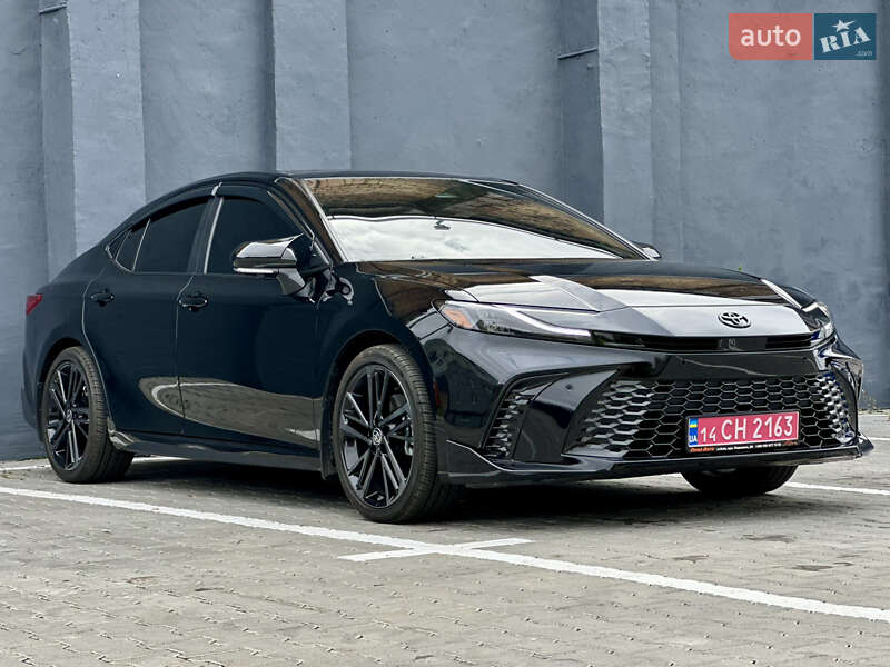 Седан Toyota Camry 2024 в Киеве Седан Toyota Camry 2024 в Киеве