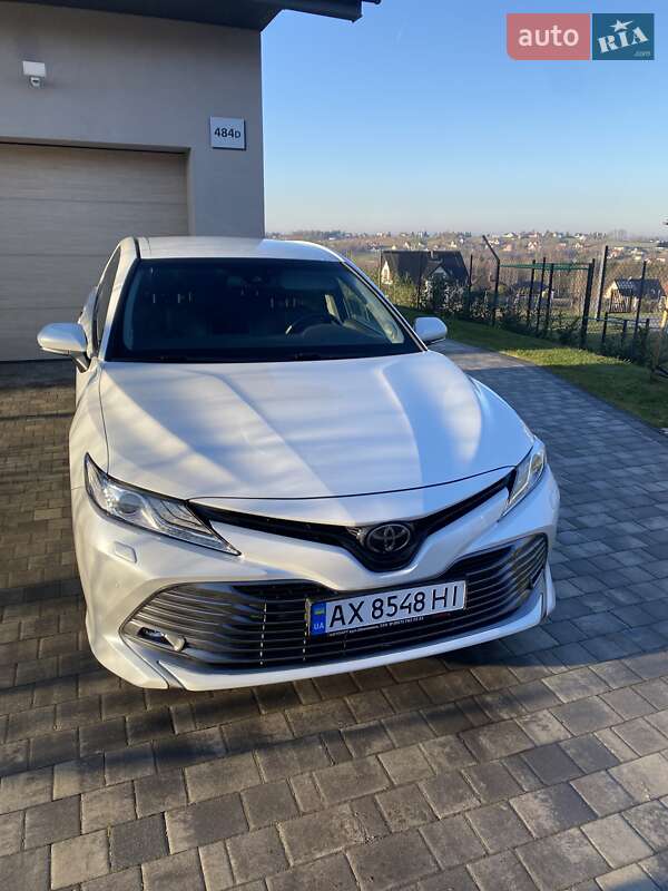 Седан Toyota Camry 2018 в Борисполі
