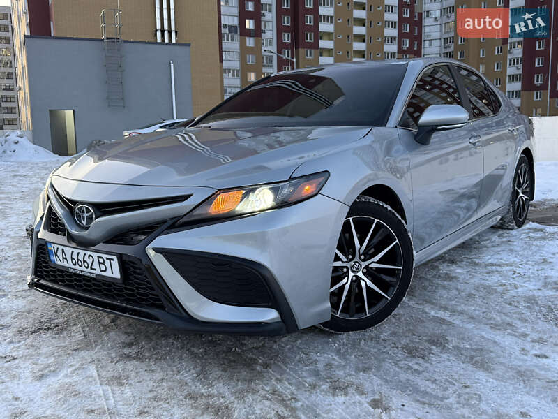 Седан Toyota Camry 2023 в Киеве Седан Toyota Camry 2023 в Киеве