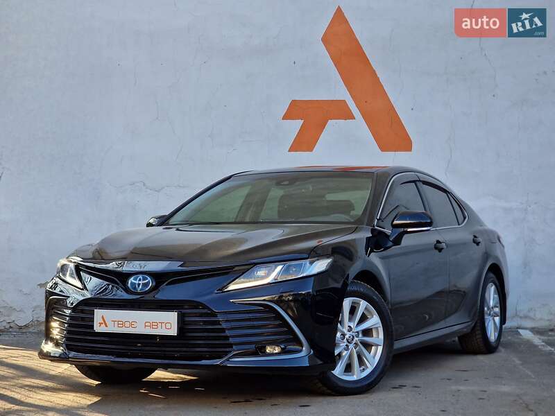Седан Toyota Camry 2021 в Одессе