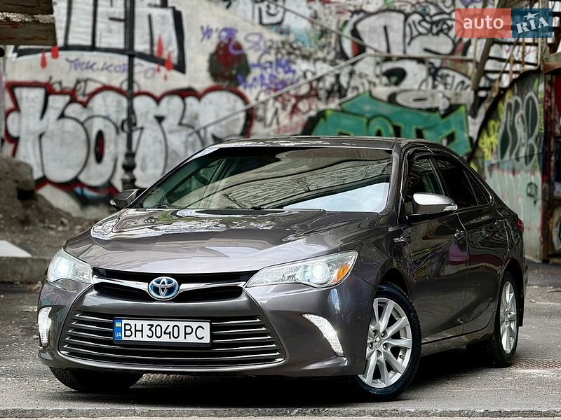Седан Toyota Camry 2017 в Одессе