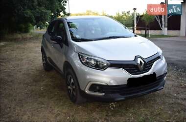 Позашляховик / Кросовер Renault Captur 2017 в Дніпрі