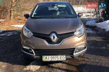 Позашляховик / Кросовер Renault Captur 2015 в Києві